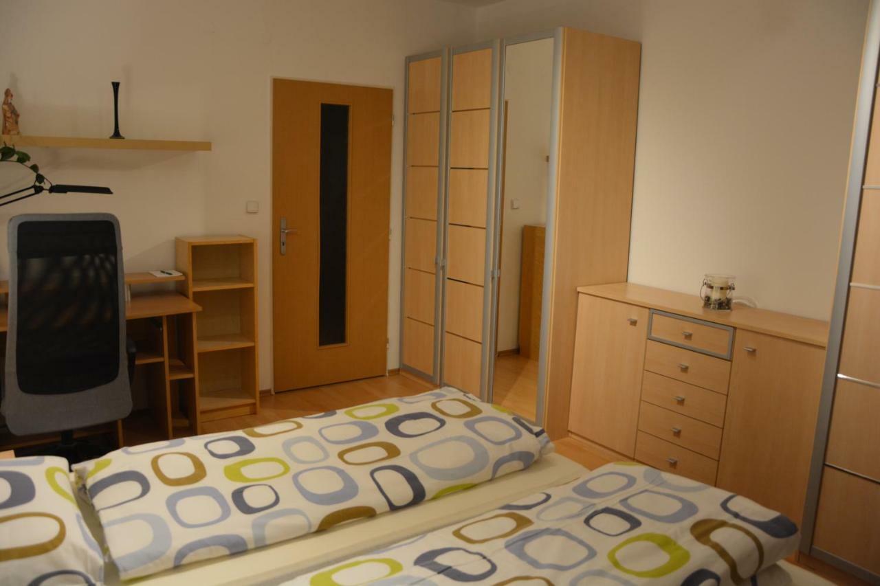 Apartman Zderadova برنو المظهر الخارجي الصورة