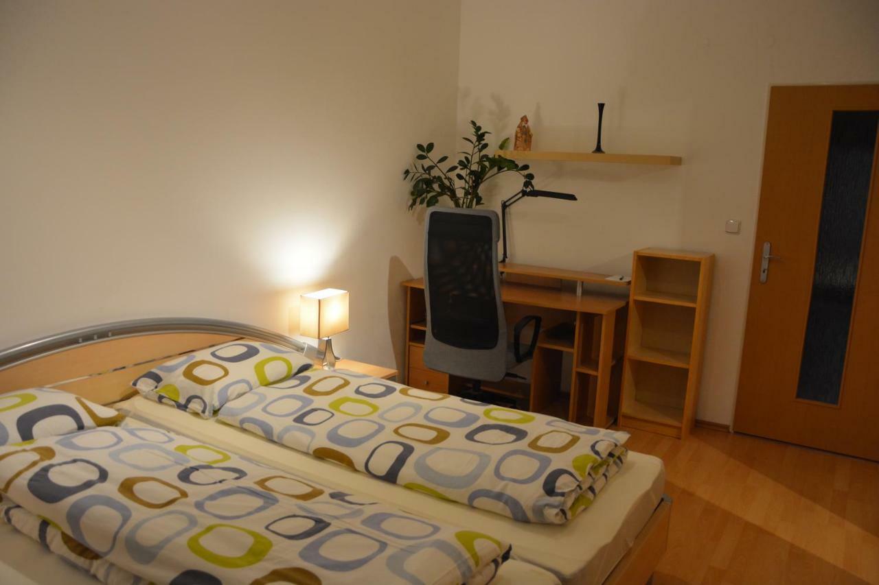 Apartman Zderadova برنو المظهر الخارجي الصورة