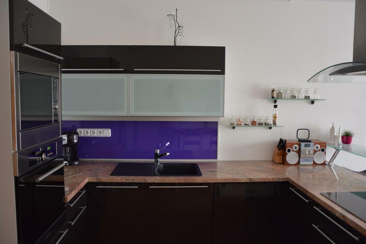 Apartman Zderadova برنو المظهر الخارجي الصورة