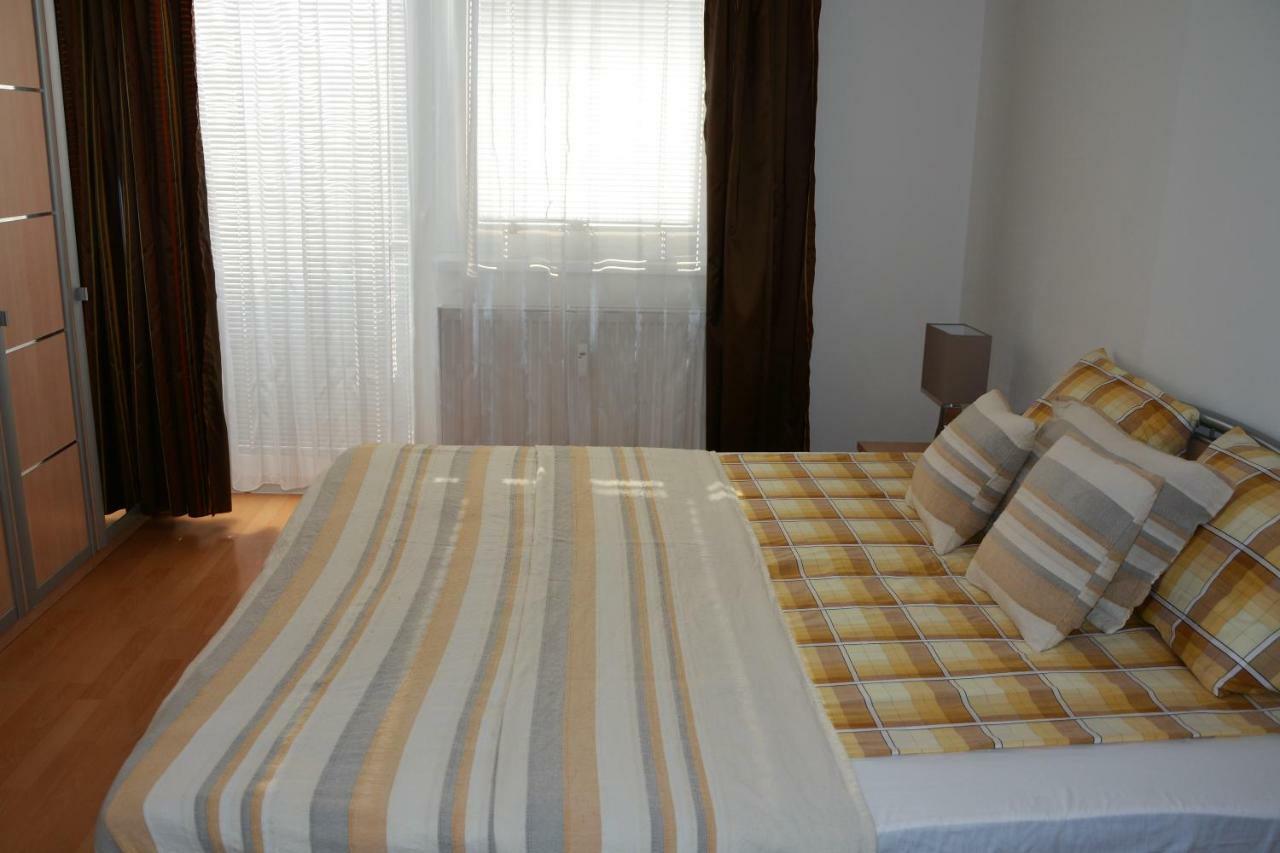 Apartman Zderadova برنو المظهر الخارجي الصورة